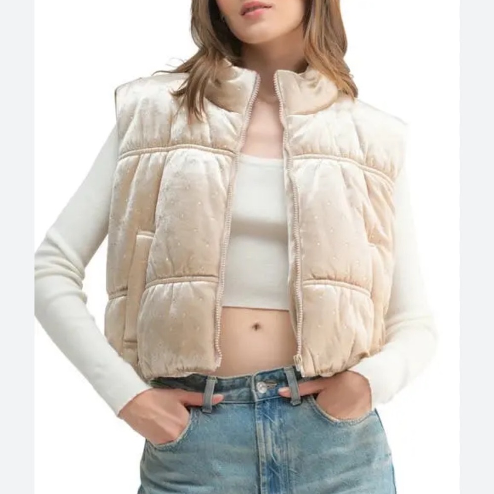 All in Favor Rhinestone Velvet Puffer Vest Champagne Size Small NWOT